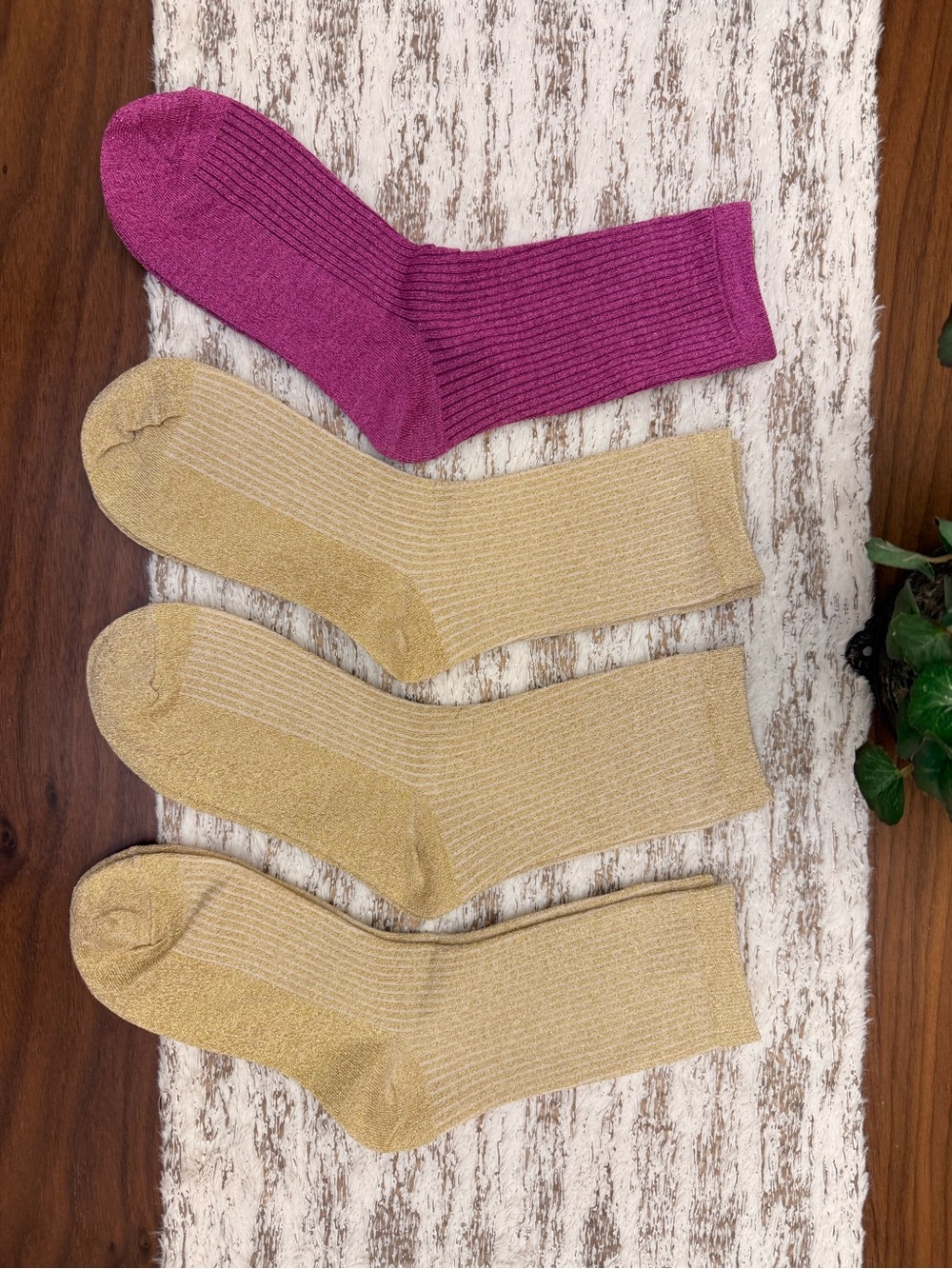 SHEIN Crew Sock Pack in Pink and Gold